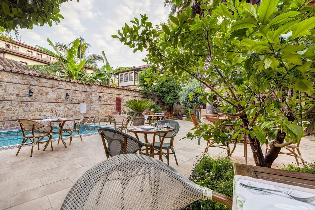 Delight Deluxe Kaucuk Hotel (Adults Only) Antalya Eksteriør bilde