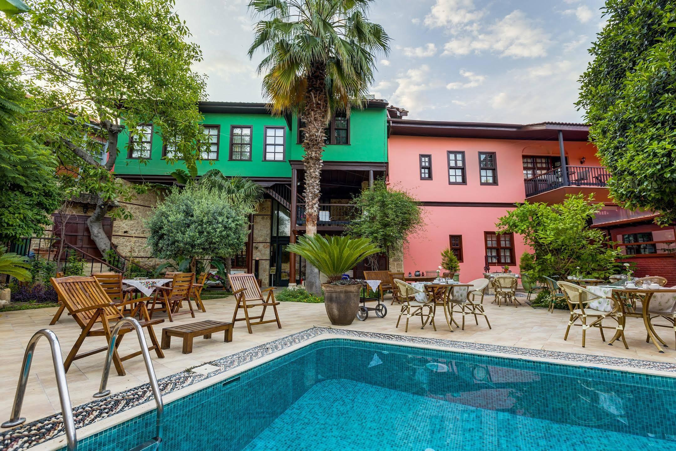 Delight Deluxe Kaucuk Hotel (Adults Only) Antalya Eksteriør bilde